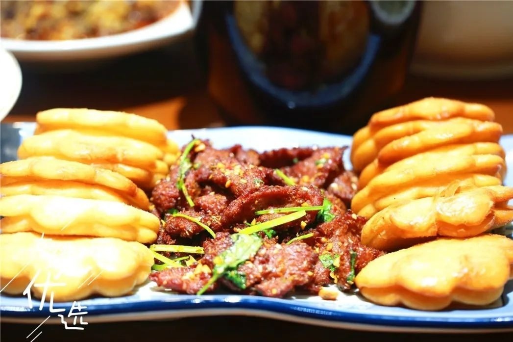 金饼炒烤肉